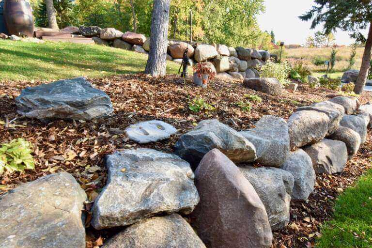 Retaining wall